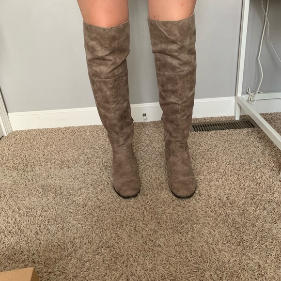 Rampage women’s thigh high taupe boots - Picture 2 of 6